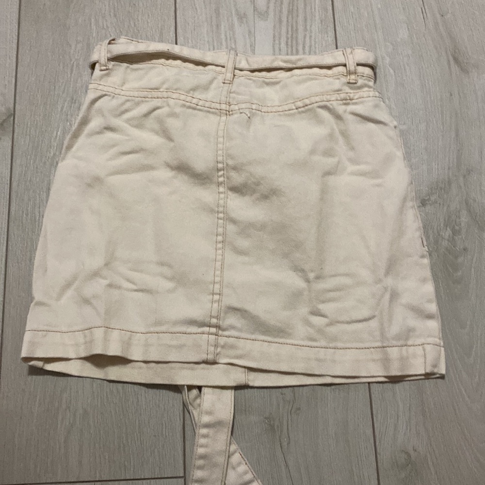 Mini Skirt - Picture 2 of 2